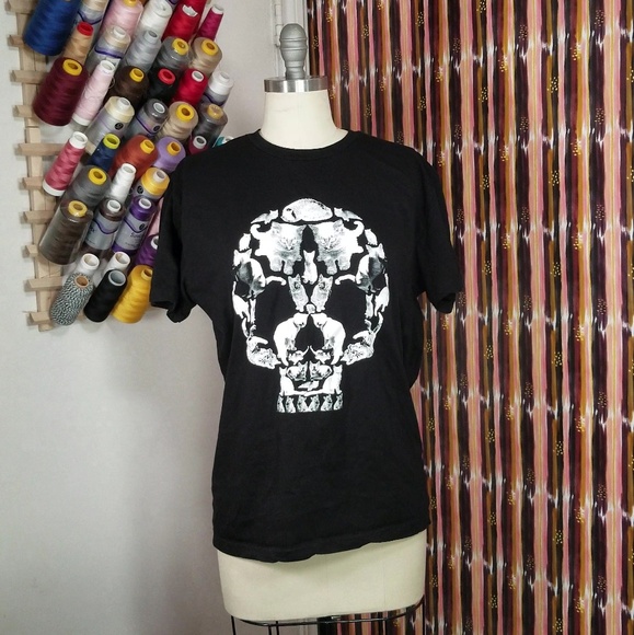 Loot Crate Other - Loot Crate Cat Skull collectors Tee, Sz. Men's L